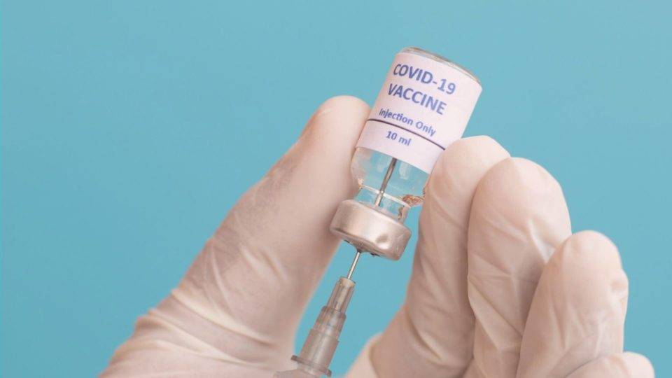 Ministério da Saúde promete mais doses de vacinas em fevereiro do que Butantan entregará